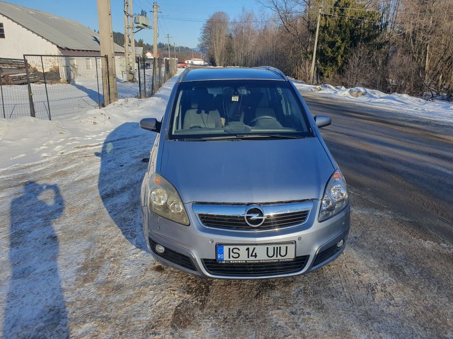 Opel Zafira B, an 2007, motor 1.9 CDTI, 7 locuri