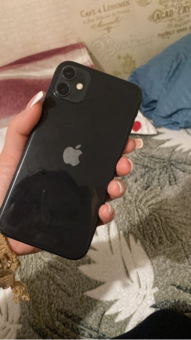 Айфон 11 64 гб 81 аккум