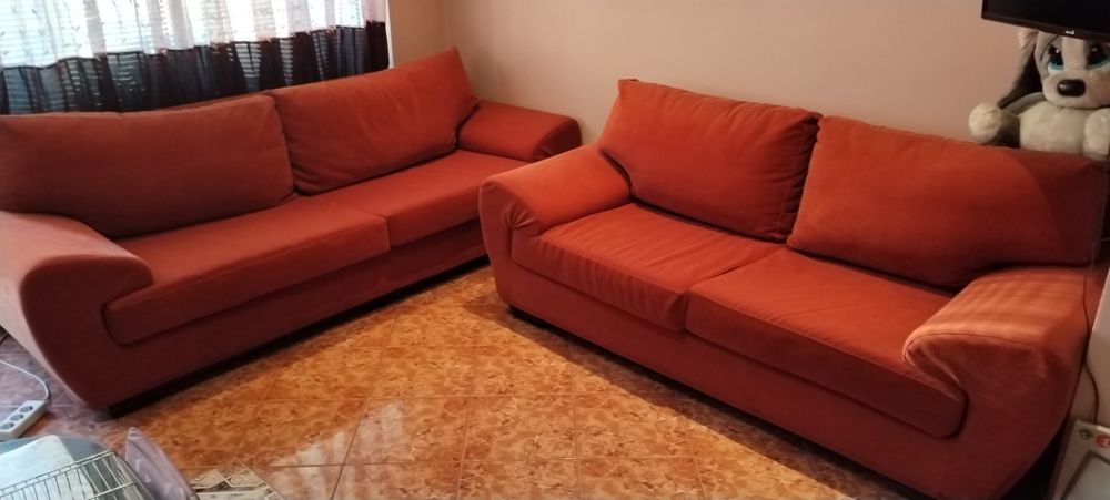 Продавам дивани тройка и двойка
