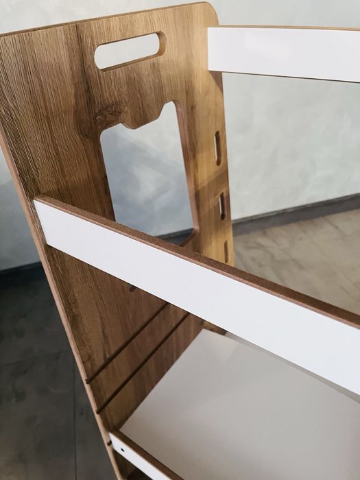 Помощна кула Монтесори - дървена