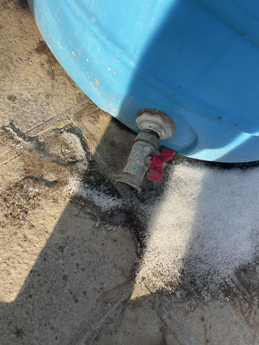 Емкость для воды 750 л