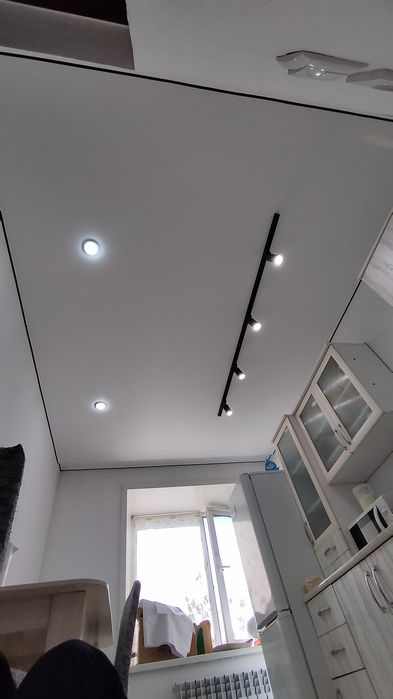 Натяжные потолки