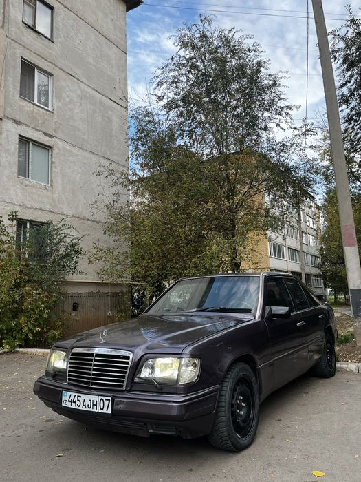 Продам Мерседес w124