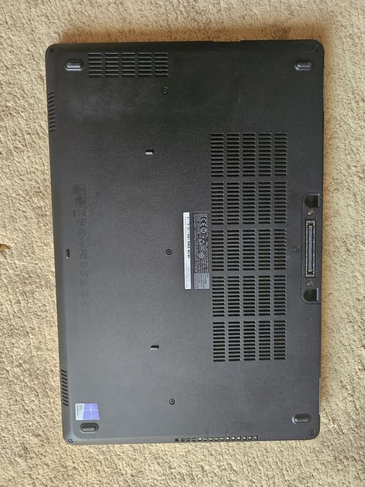 Dezmembrez Dell Latitude E5570