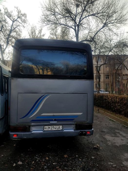 Mersedes bens avtobus sotiladi 2020 yil