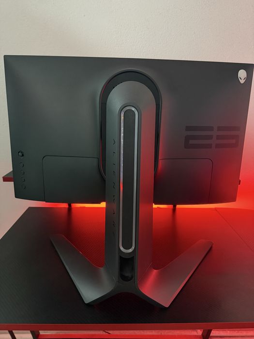 Monitor Gaming Alienware 240 hz 1080p 24.5 inch