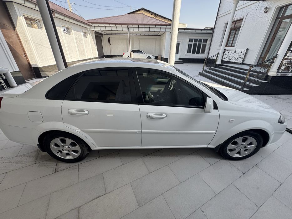 Jentra 2018 avtomat metan