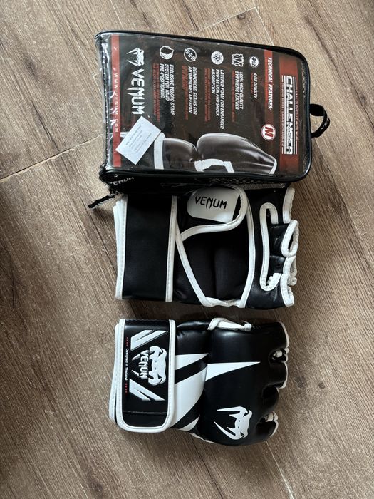MMA ръкавици Venum - M