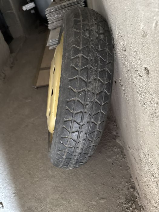Продам запаску (таблетка) 5х114.3