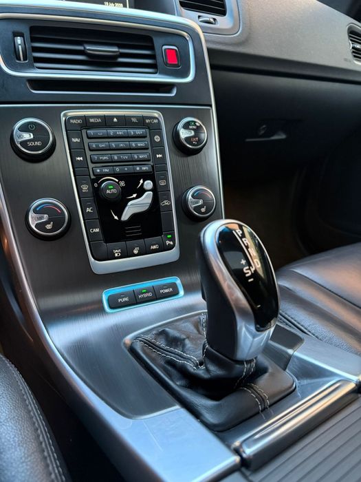 Volvo V60 Plug in Hibrid 2014