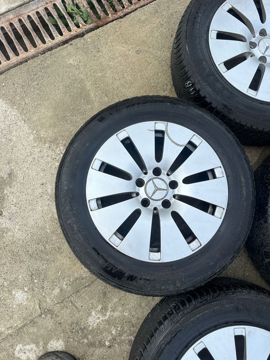 Jante Mercedes R16