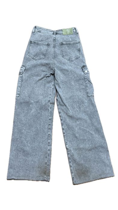 Джинсы женские.