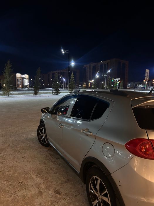 Продам машину lifan x50