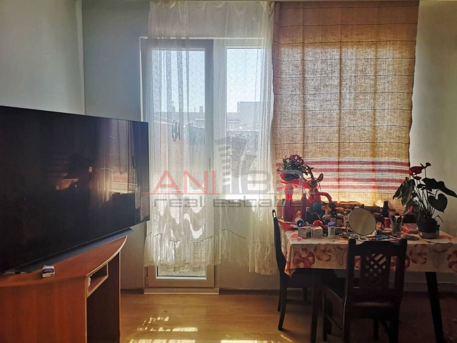 Продава се Четиристаен апартамент в Варна, Център - 82 кв.м за 996 €/кв.м - Снимка #3