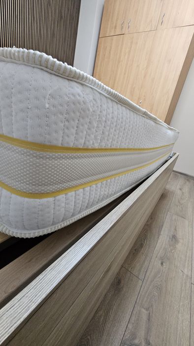 Двулицев матрак.