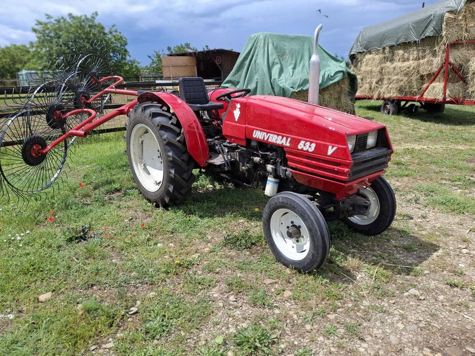 Tractor vie viticol UTB Universal vr 533 cutie 2 manete, import Franta carte RAR, impecabil original de fabrica
