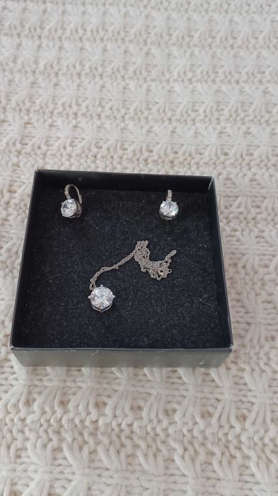 Колиета и гривни Flicka, Zara и Swarovski