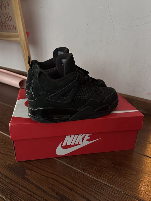 Nike Jordan 4 black