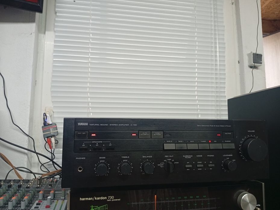 Усилвател Yamaha A-720
