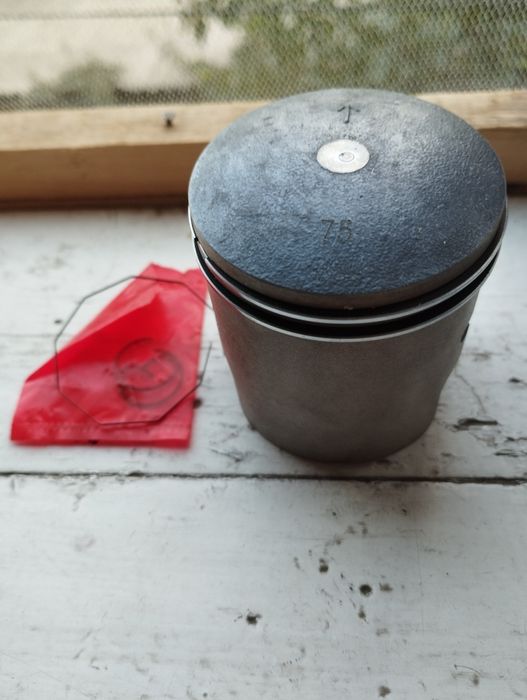 Поршень мотоциклетный