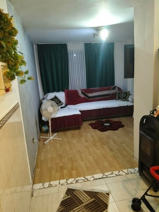 Apartament cu 3 camere, complet mobilat și utilat, gata de mutare.