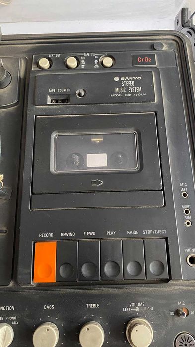 Combina muzicala SANYO GXT 4513UM