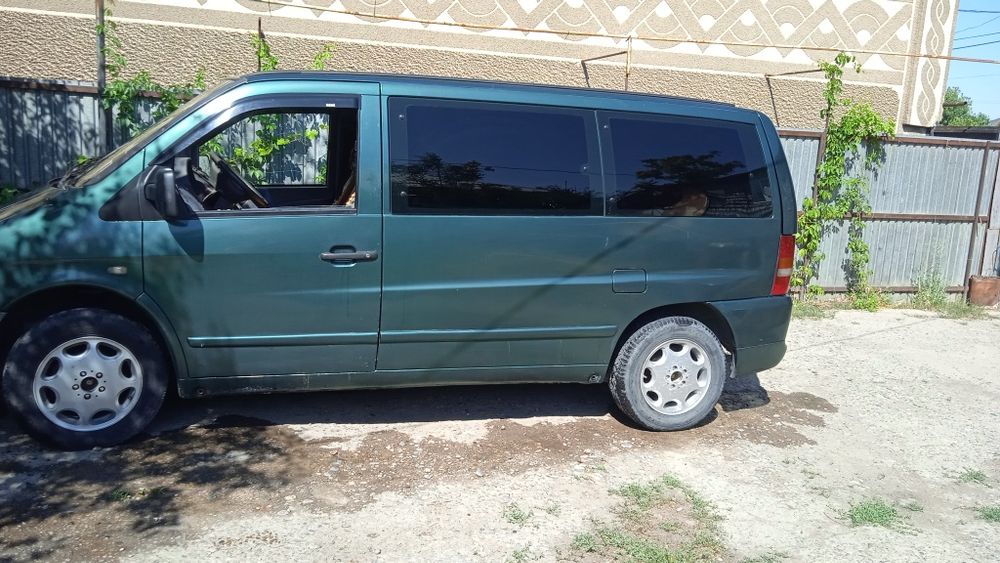 Продам Мерседес вито 2001гв