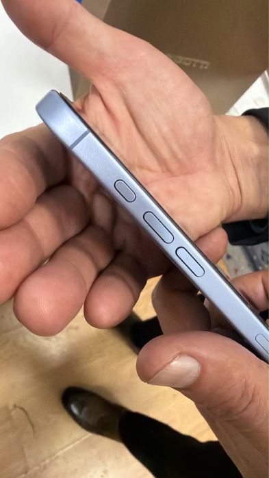 Vand Iphone 17 -256 GB