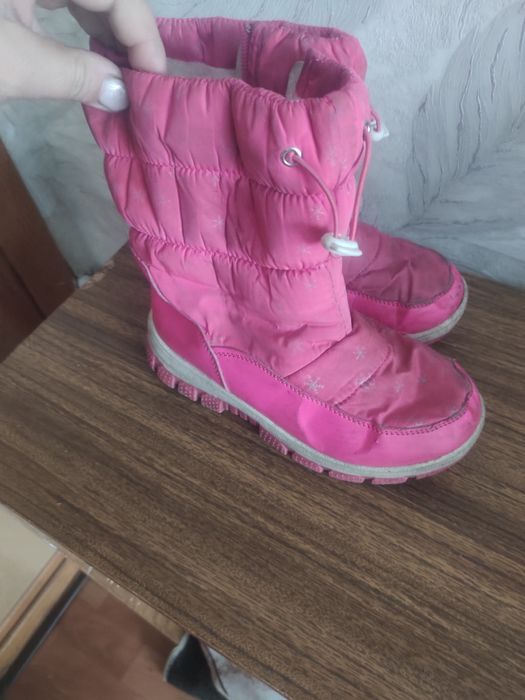 Обувь детская. Цены разные. Бу