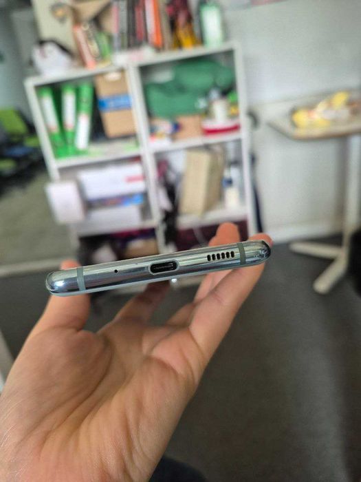 Samsung Galaxy S20 FE 128 ГБ