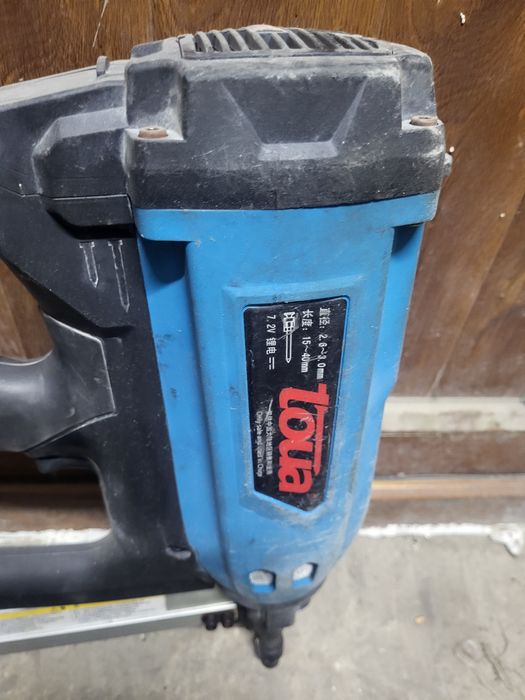 Гвоздезабивной пистолет тойа