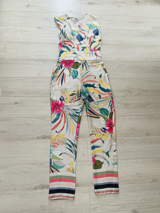 Pantaloni / salopeta / fusta