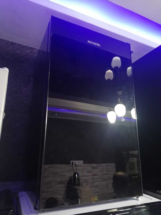 новый брендовый холодильник от AIWA