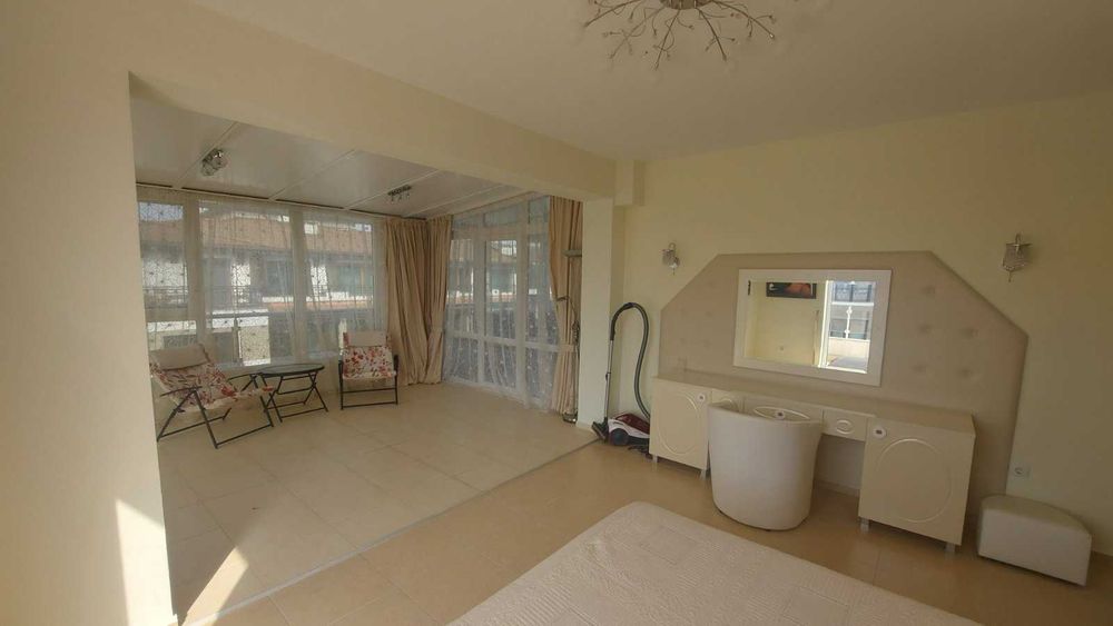 Продава се Четиристаен апартамент в Поморие - 160 кв.м за 1375 €/кв.м - Снимка #7