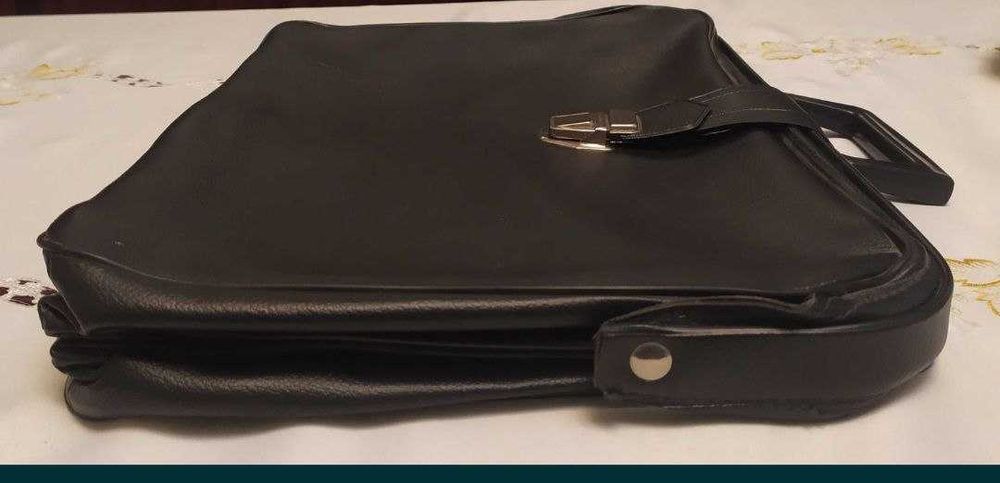 Классический портфель-сумка для документов