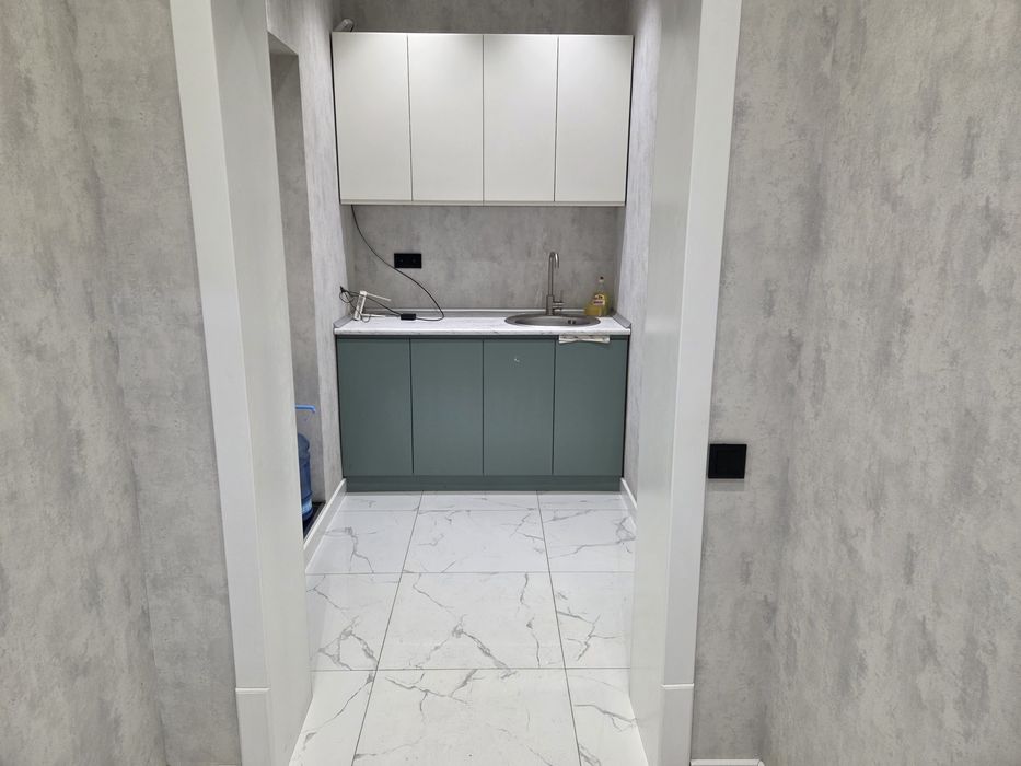 Сдаётся евро офис с мебелю