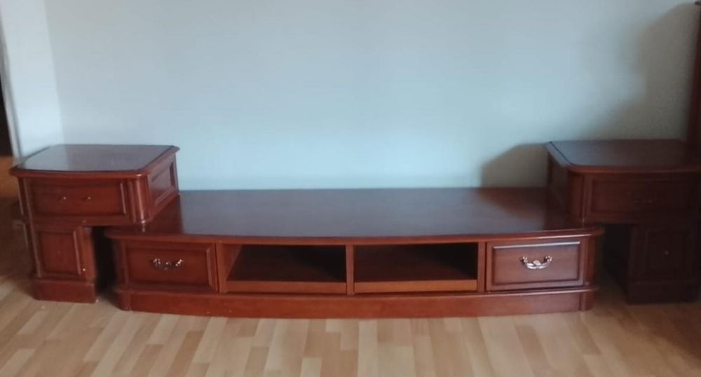 Отдам бесплатно комод-тумбу и тумбу под ТВ., зеркало
Состояние хорошее