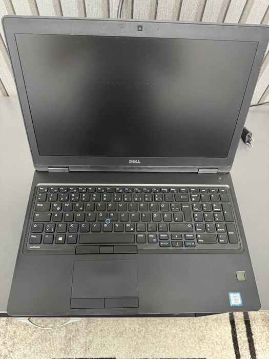 Vand Dell Latitude 5580 i5 gen 7 perfect functional