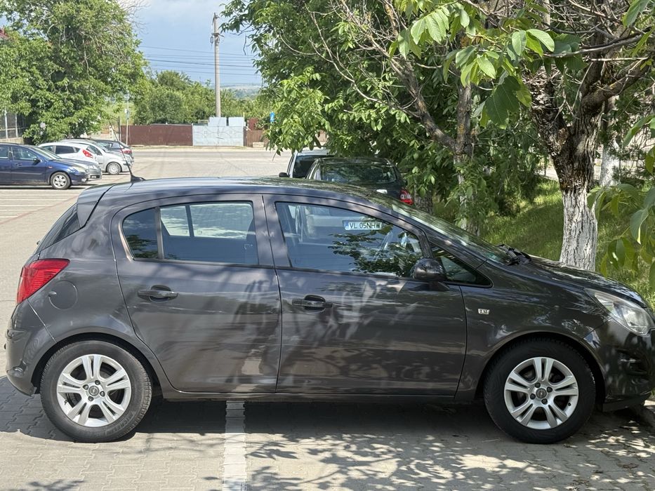 Opel CorsaD 1.3CDTI-Diesel-euro5-2014-95cp- recent adusa