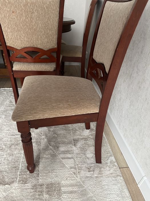 Продам Стулья для гостинной