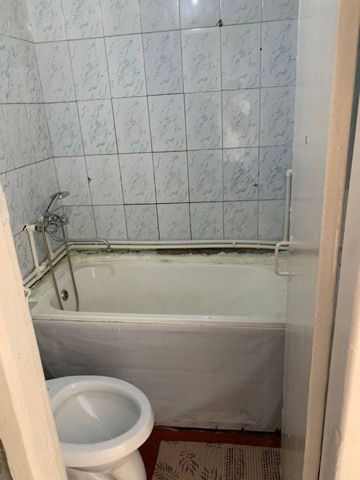Chilonzor 22 kvartaldan 1 xona galeriyka sotiladi