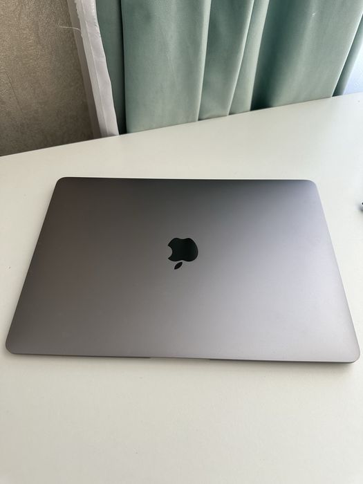 Ноутбук Macbook Air M1 | 256 Gb | 95 % Акб