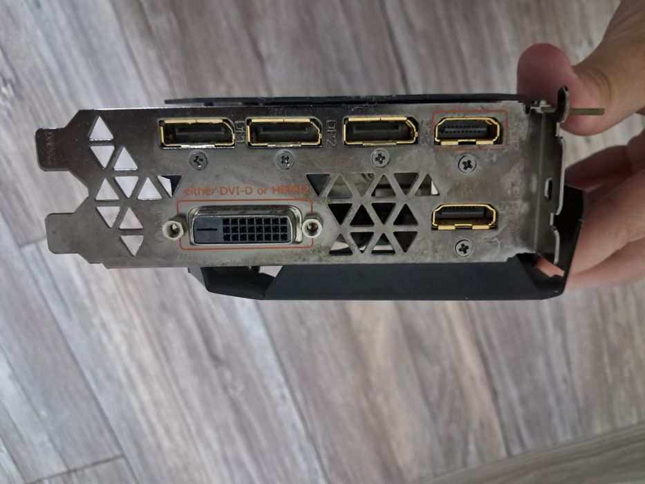 Видеокарта GTX 1080ti 11gb Aorus