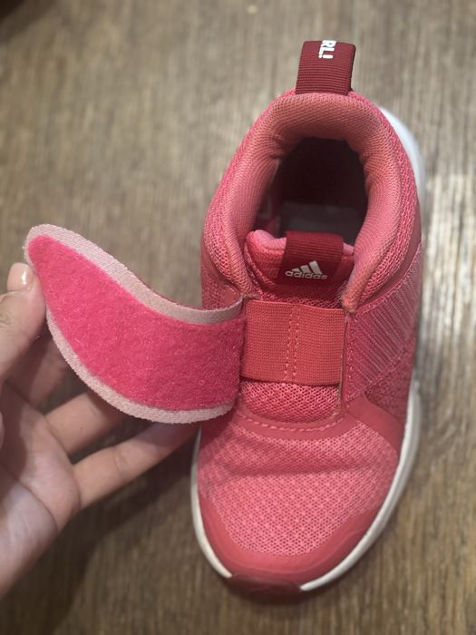 Кроссовки Adidas детские