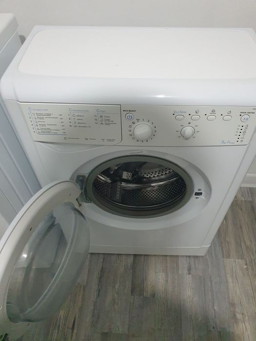 Продаётся стиральная машина