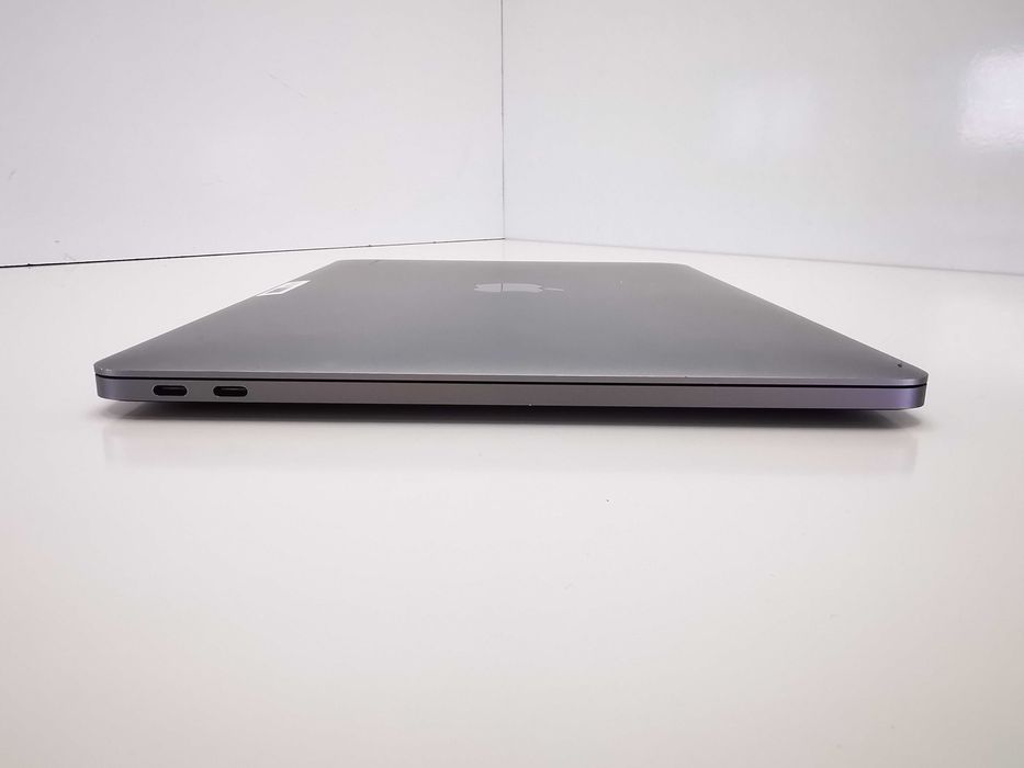 MacBook Pro A1708 отличен здрава батерия