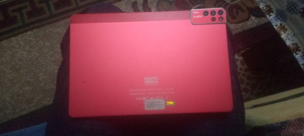 Продаю планшет б/у