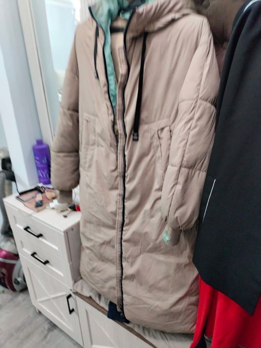 Продам зимние курки и пальто