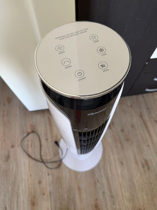 Система за охлаждане на въздух Diplomat DX-33TRC, 65W, кула LED, 3 L