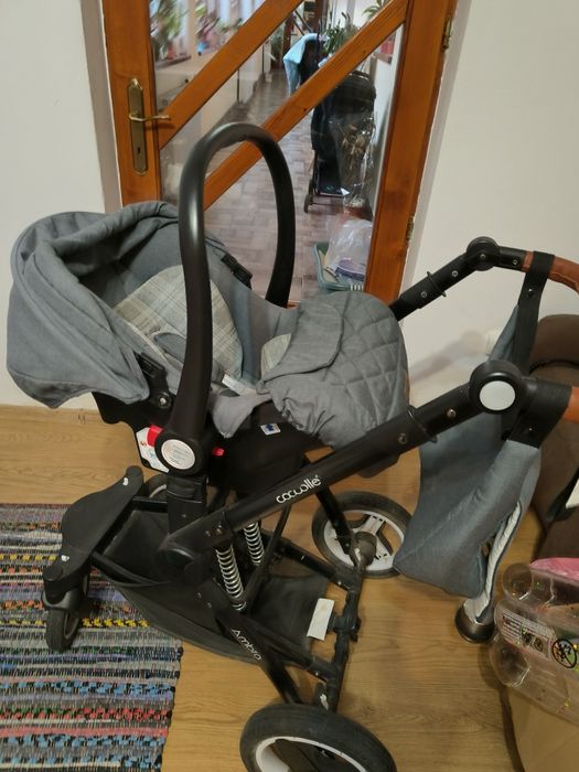 Vând cărucior 3in1 coccolle ambra